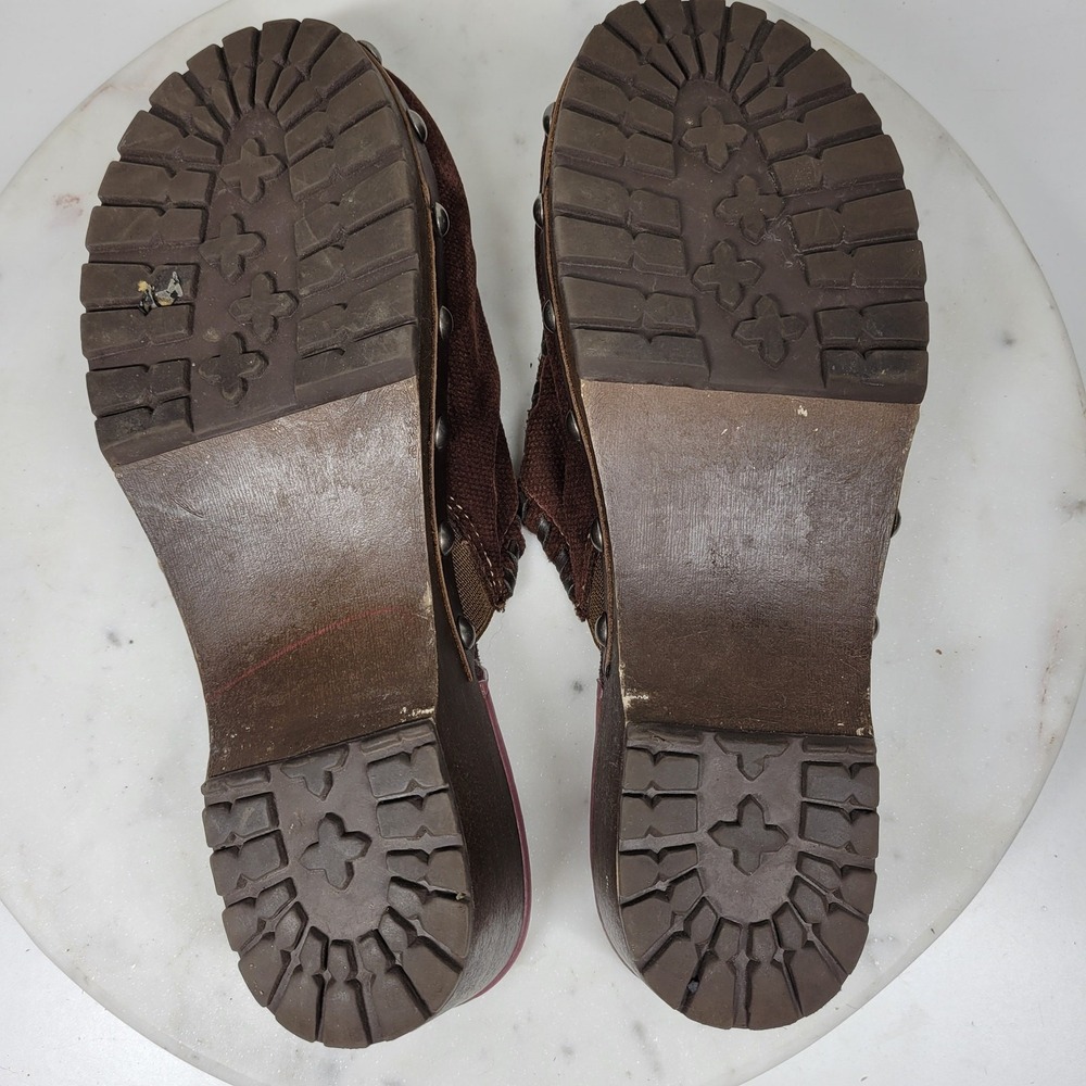 VTG Mudd Embroidered Mules Womens 9 Brown Floral Rivets Wooden Platform Y2K - Picture 3 of 14